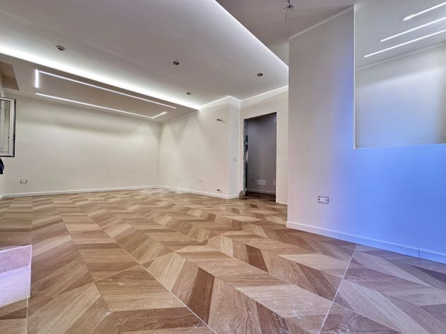 Soluzione indipendente con spazio esterno - Foto 3