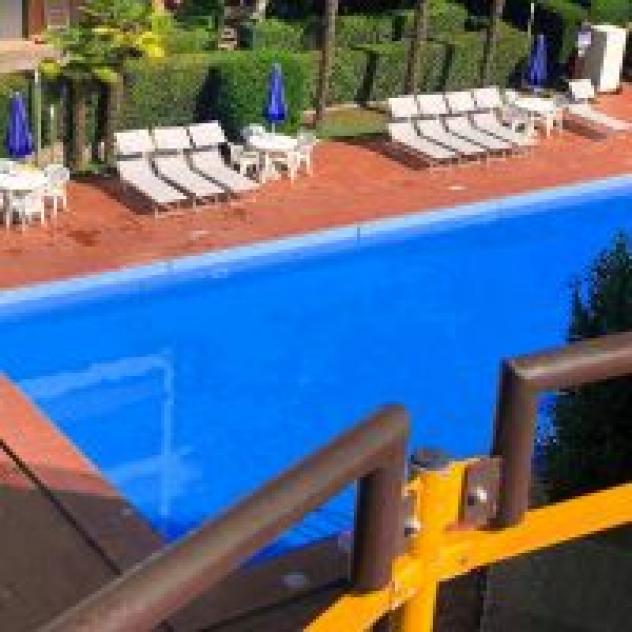 Residence Hotel Paradiso S.a.s. di Raschiatore R., P. & C.
