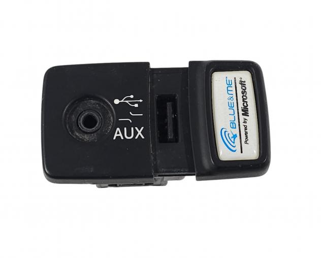 PRESA AUX/USB FIAT Panda 3° Serie 735547937 (12)