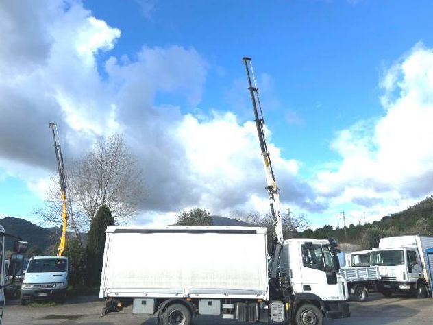 camion iveco eurocargo 100e18 centina telone e gru - Foto 4