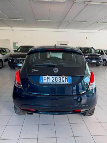 Lancia Ypsilon 1.2 69 CV 5P. Gold - Foto 5