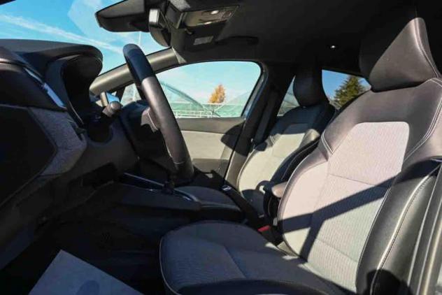 RENAULT Clio TCe 90 CV 5 porte Techno rif. 23257097 - Foto 10
