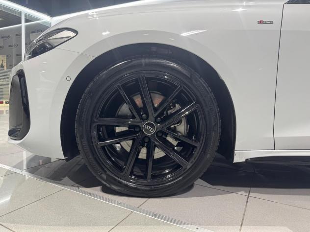 Audi A5 A5 Avant TDI 150 kW mHEV+ S tronic S Line edition - Foto 8