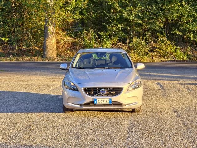 Volvo V40 D4 Momentum CV-120 Automatica E6 NEO 2016 - Foto 2
