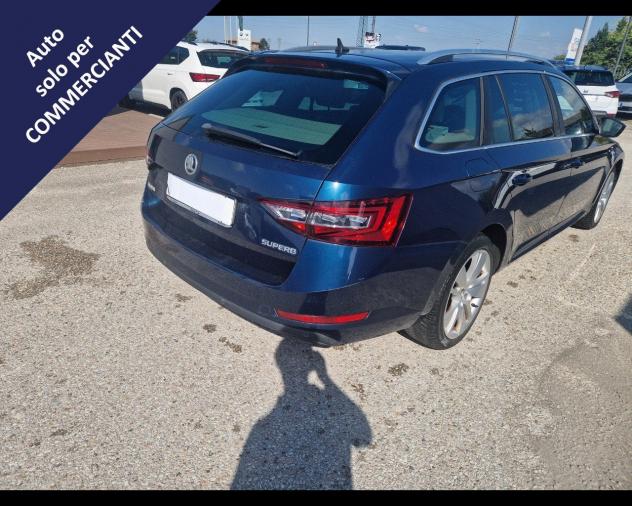 Škoda Superb 3ª serie 2.0 TDI DSG Wagon Executive - Foto 4
