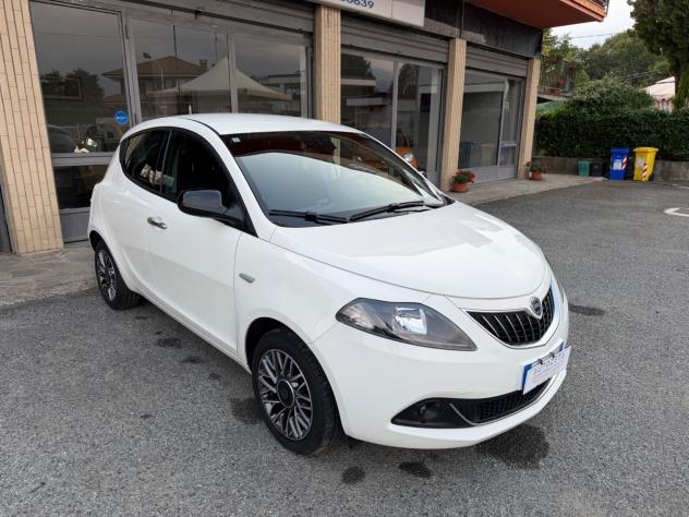Lancia Ypsilon 1.0 Hybrid Gold - Foto 6