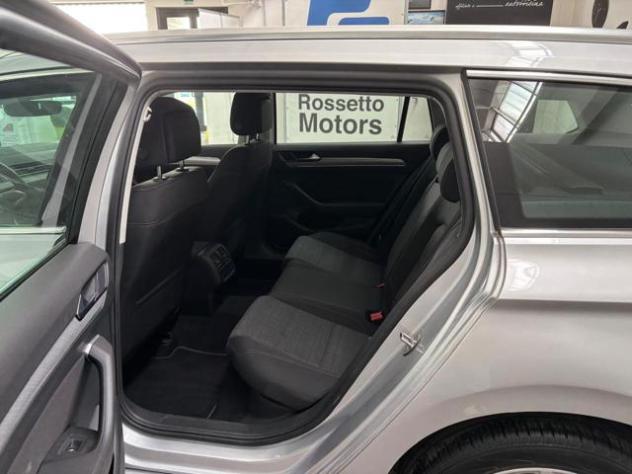 VOLKSWAGEN Passat Variant 2.0 TDI SCR EVO DSG Business rif. 24013613 - Foto 9