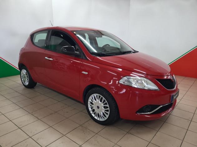 Lancia Ypsilon 1.2 69cv Silver - Foto 2