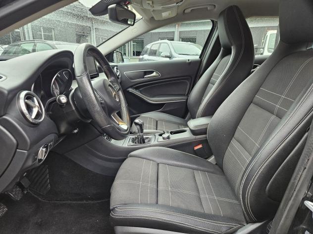 Mercedes-Benz GLA GLA 200 d (cdi) Premium - Foto 8