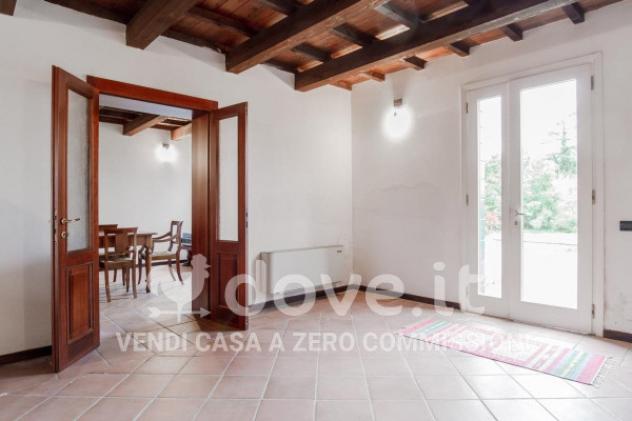 Casa indipendente di 300 m² con più di 5 locali e box auto in vendita a Canaro - Foto 6
