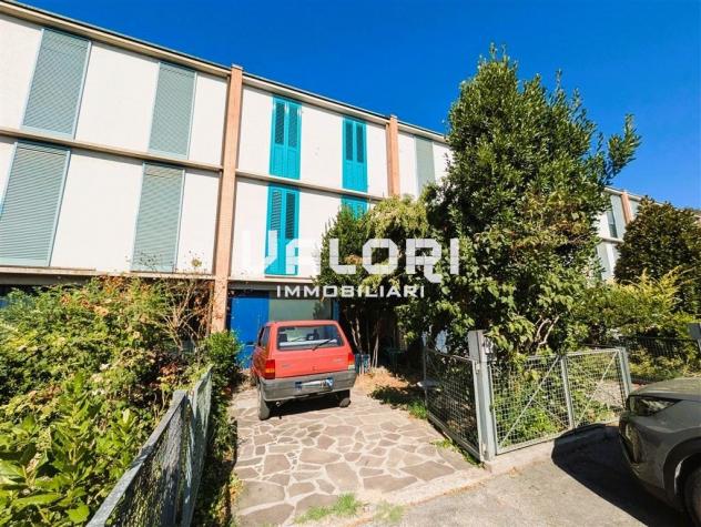 Villetta a schiera con SALA, CUCINA, 3C, 2B, 2 BALCONI, PICCOLA CORTE - Foto 14
