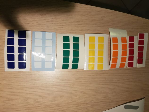 adesivi quadrati ricambio per cubo di rubik come in foto con colori a scelta - Foto 2