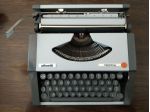 Macchina da scrivere Lettera 22 Tropical vendo a Milano