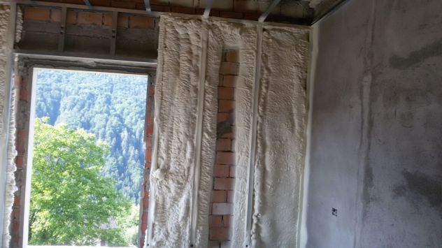 Isolamento termico sottotetto/solaio, pavimenti e pareti- spruzzo e insufflaggio - Foto 3