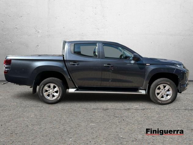 Mitsubishi L200 L200 cl.cab 2.3d Invite Connect 4wd 150cv - Foto 5
