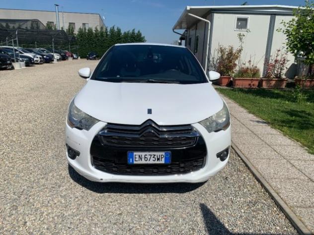 DS AUTOMOBILES DS 4 1.6 e-HDi 110 airdream Chic rif. 23642695 - Foto 2