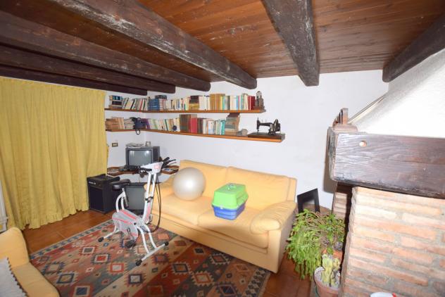 CASA INDIPENDENTE di 3 vani e di 140 mq (CAVASO DEL TOMBA) rif. H54_6 - Foto 9