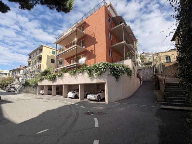 Trilocale in centro con giardino - Foto 7