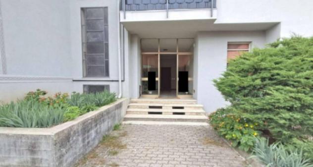 Immobile in asta di 82 m², box auto in vendita a Gorla Maggiore - Foto 4