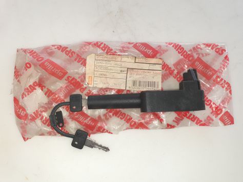 SERRATURA SELLA APRILIA LEONARDO – PEGASO – RALLY – RS – SR AP8201564