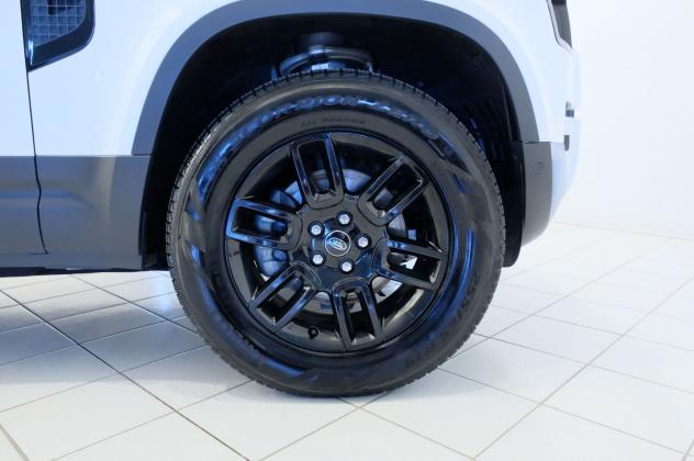 Land Rover Defender 3.0D I6 200 110 SE AWD auto. - Foto 9