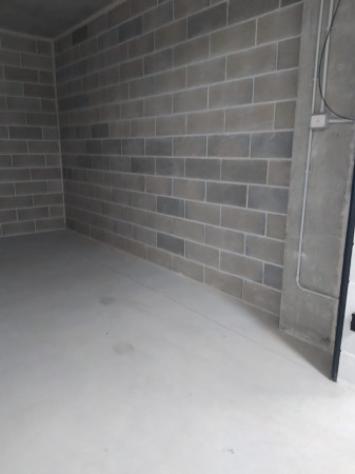 Box / Garage di 23 m² in vendita a Bari - Foto 4