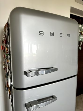 Frigorifero SMEG FAB30RX1 – Grigio Metallizzato – Perfettamente funzionante - Foto 4
