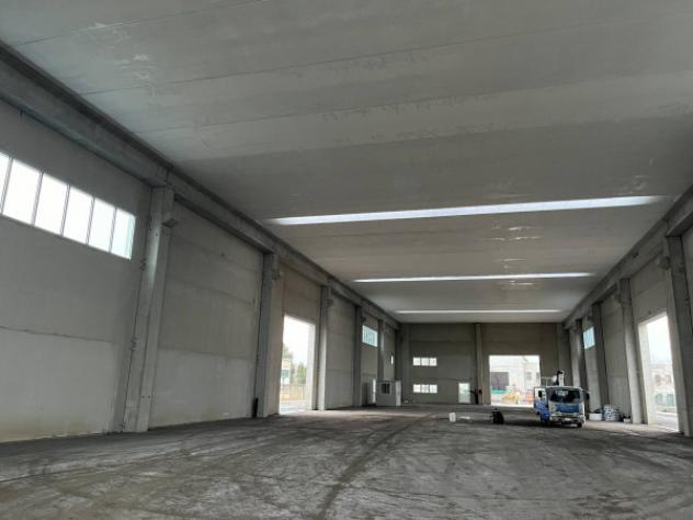 Immobile di 1650 m² con 1 locale in vendita a Borgosatollo - Foto 3