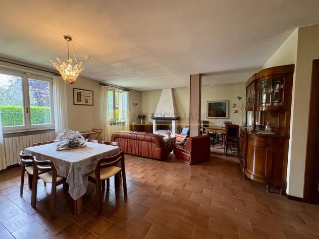 Villa indipendente con giardino privato e box di 100 mq a Galbiate - Foto 15