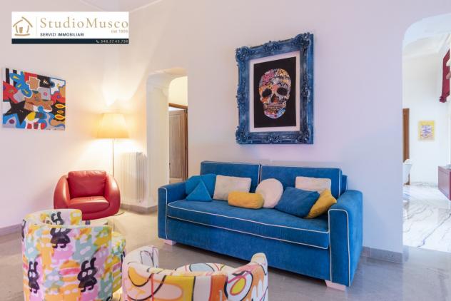 APPARTAMENTO di 6 vani e di 163 mq (NAPOLI) rif. NUVENATI - Foto 8