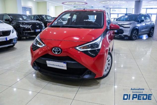 TOYOTA Aygo Connect 1.0 VVT-i 72CV 5 porte x-business rif. 23703579