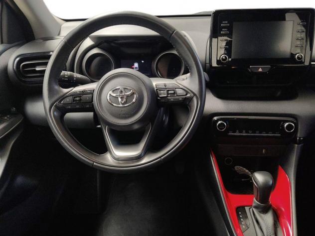 Toyota Yaris 1.5 Hybrid 5 porte Business - Foto 8