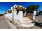 Villa indipendente con ampio giardino e boxtavernetta