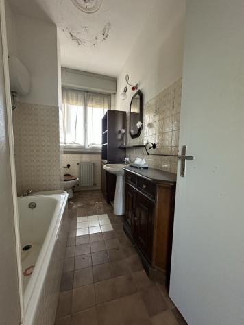 Appartamento - Loc. Il Casone (Pitigliano)
Ampio e funzionale appartamento con garage -- Nel cuore della Maremma del Tufo
A soli 5 minuti dallo spett - Foto 8