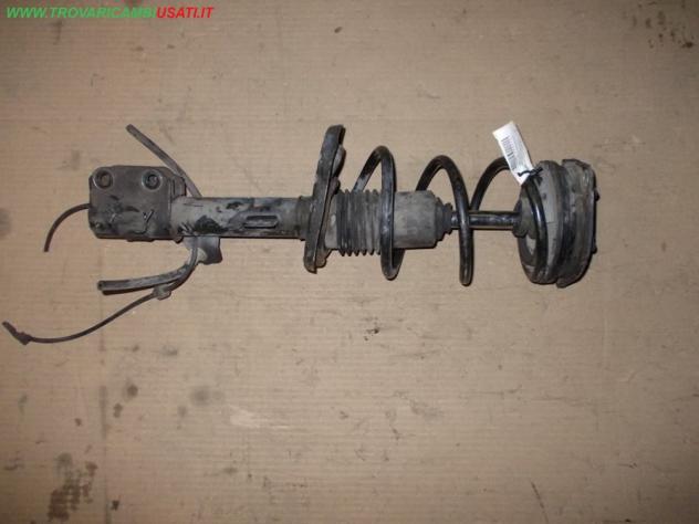 AMMORTIZZATORE ANT.S. 1.5 DCI RENAULT CLIO (C85/B85) 3p / 5p  Meccanica  Assale  Sospensioni  Ammortizzatore ant. dx. RENAULT - CLIO III  3/5 P - 01-0