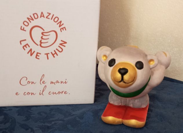 Thun – Orso Polare Paul Piccolo Con Sci Fondazione Lene Thun ETS - Foto 8