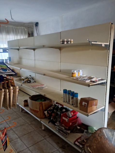 Scaffali supermercato usati