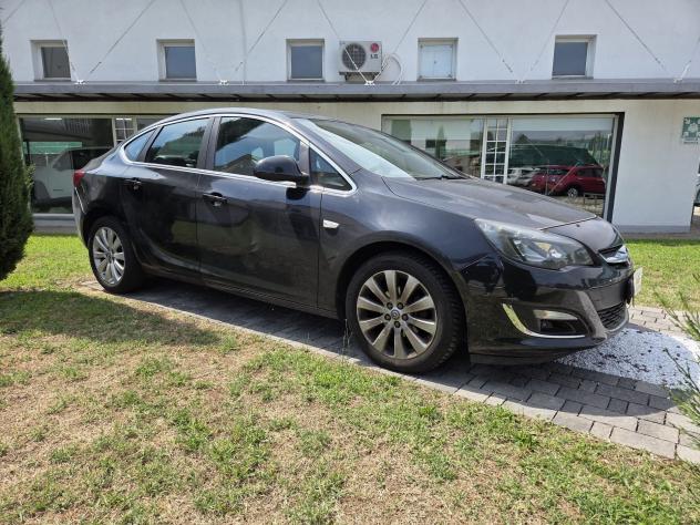 Opel Astra 1.4 Turbo GPL 140CV 4 porte - Foto 3