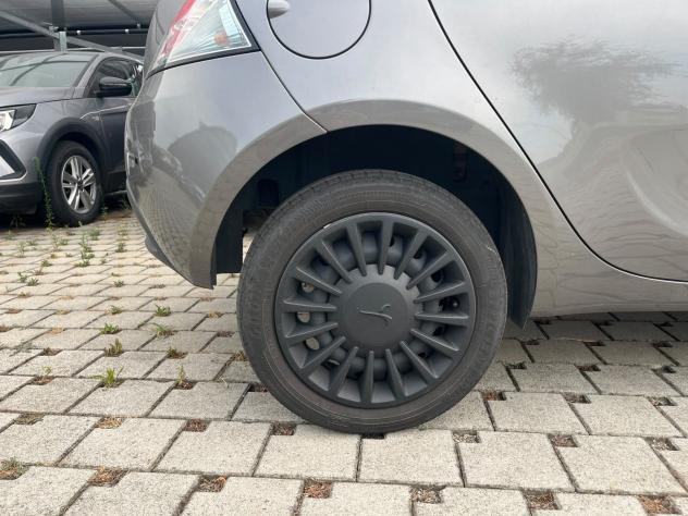Lancia Ypsilon 3ª serie 1.0 FireFly 5 porte S&S Hybrid Silver - Foto 6