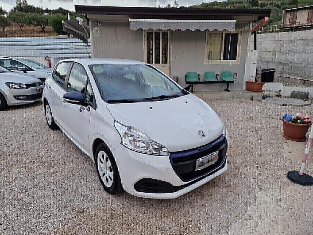 Peugeot 208 PureTech 68 5 porte Access - Foto 3