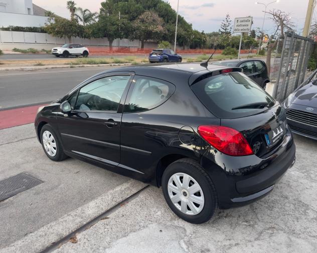 Peugeot 207 1.4 8V 75CV 3p. Energie - Foto 2