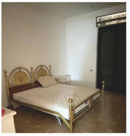 Immobile in asta di 853 m² con più di 5 locali e box auto in vendita a Scafa - Foto 2