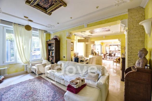 Villa di 286 m² con più di 5 locali e posto auto in vendita a Varese - Foto 4