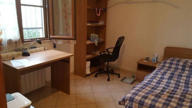 3 camere a 1700 mt da ingegneria - Foto 2