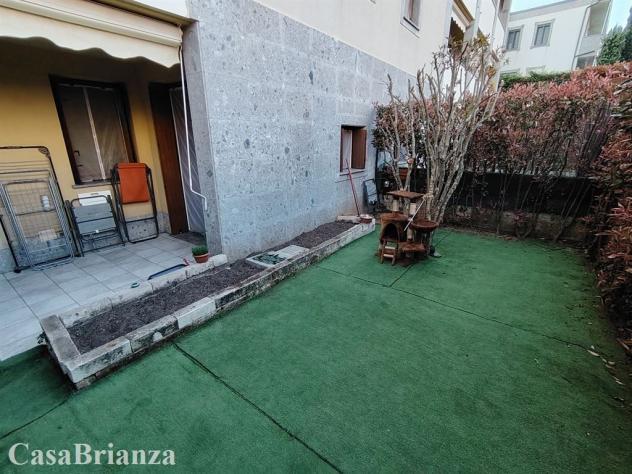 Biassono ampio bilocale con giardino, cantina e box singolo - Foto 10