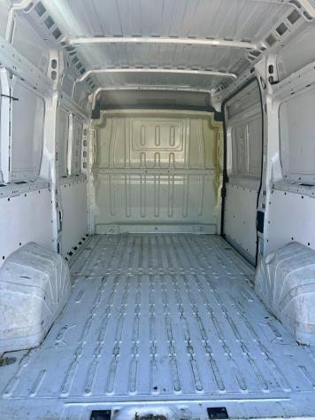 CITROEN Jumper 33 L2H1 2.2 bluehdi 140cv S&S (Business) - Foto 5