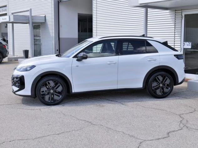 VOLKSWAGEN T-Roc NEW 1.5 eTsi 150cv R-line Dsg rif. 24108998 - Foto 2