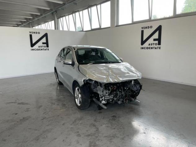 MERCEDES-BENZ B 180 SPORT 136CV CAMBIO AUTOMATICO rif. 23957547