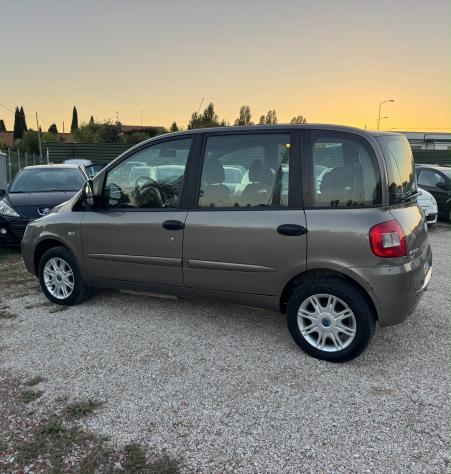 Fiat Multipla 1.6 16V Natural Power Emotion - Foto 9