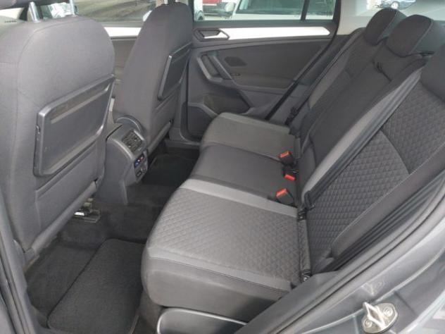 VOLKSWAGEN Tiguan 2.0 TDI SCR DSG Business BlueMotion Technology rif. 23878024 - Foto 6